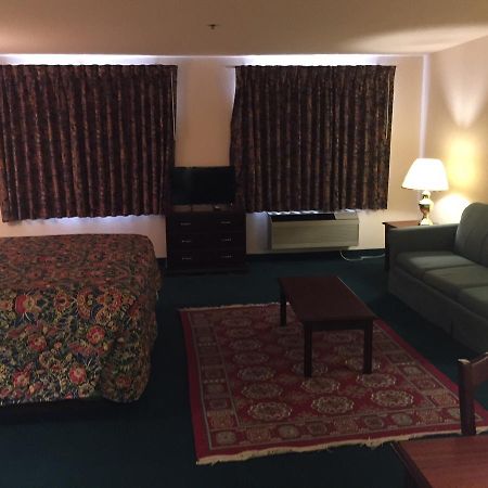 Haven Inn&Suites Monroe Buitenkant foto