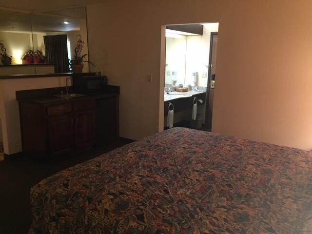 Haven Inn&Suites Monroe Buitenkant foto